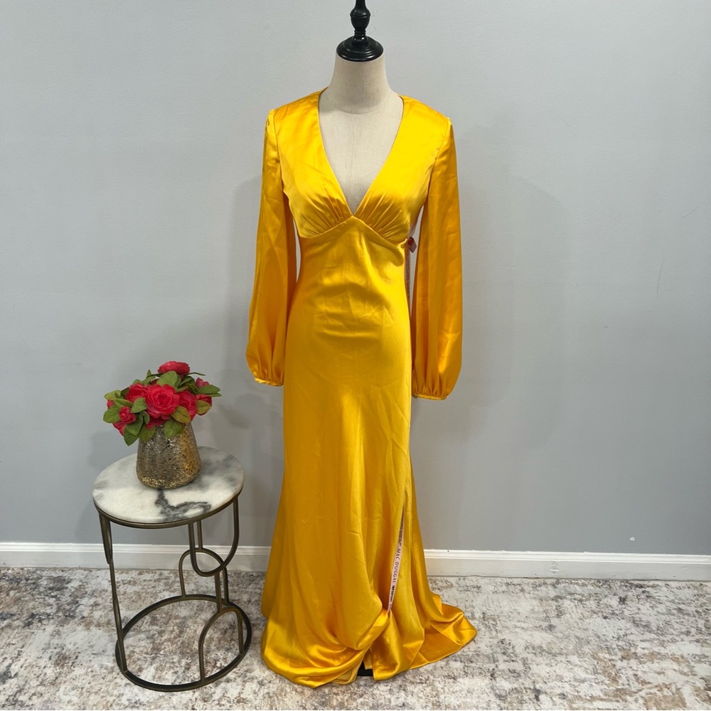 Mac Duggal Marigold Charmeuse Empire Waist Blouson Long Sleeve Gown - Reemoly